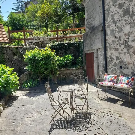 Il Cavallo A Dondolo Apartment Abbadia San Salvator